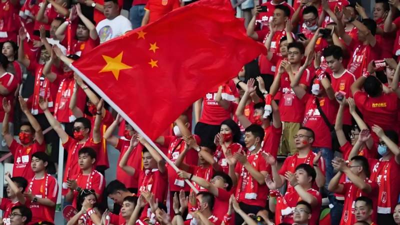 人人看球体育app下载前必读：官方渠道识别与安装避坑指南
